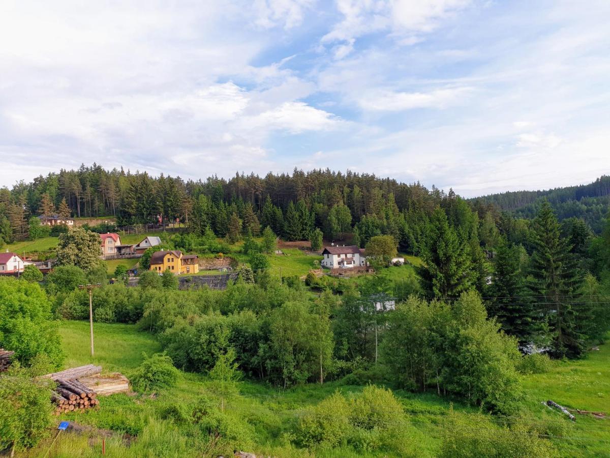 Penzion Lumis Nová Role Екстериор снимка